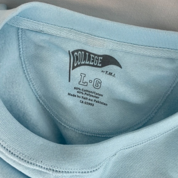 University of North Carolina Tar Heels Crewneck Sweater Light Blue Unisex Large - Picture 9 of 10
